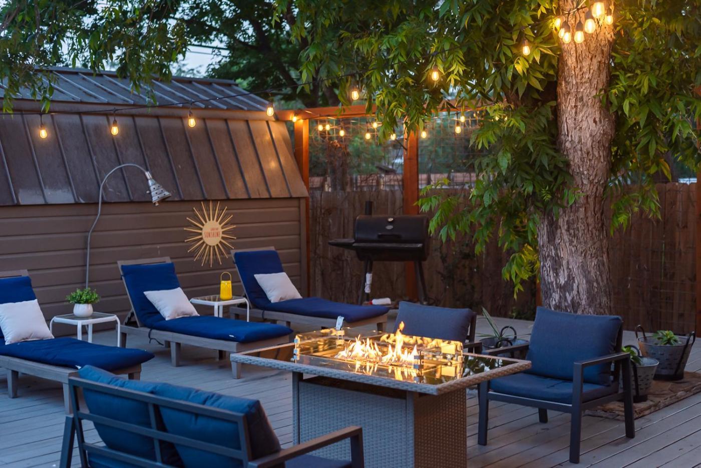 Serene Pool & Firepit In Stunning Home By Airport ซานอันโตนิโอ ภายนอก รูปภาพ